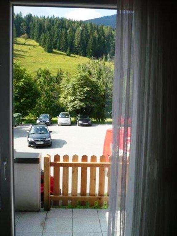 Ferienwohnungen Fryba Bad Kleinkirchheim Room photo
